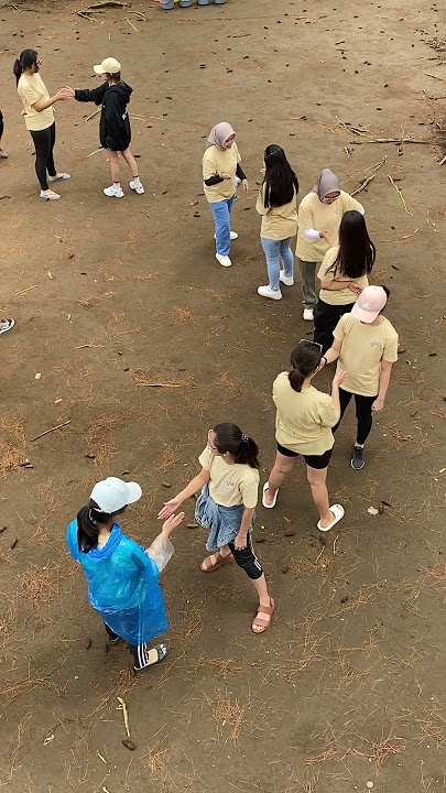 FUNNY OUTDOOR GAME FOR TEAM OUTING #shorts #outbound #teamwork #outboundtraining #icebreaking #games