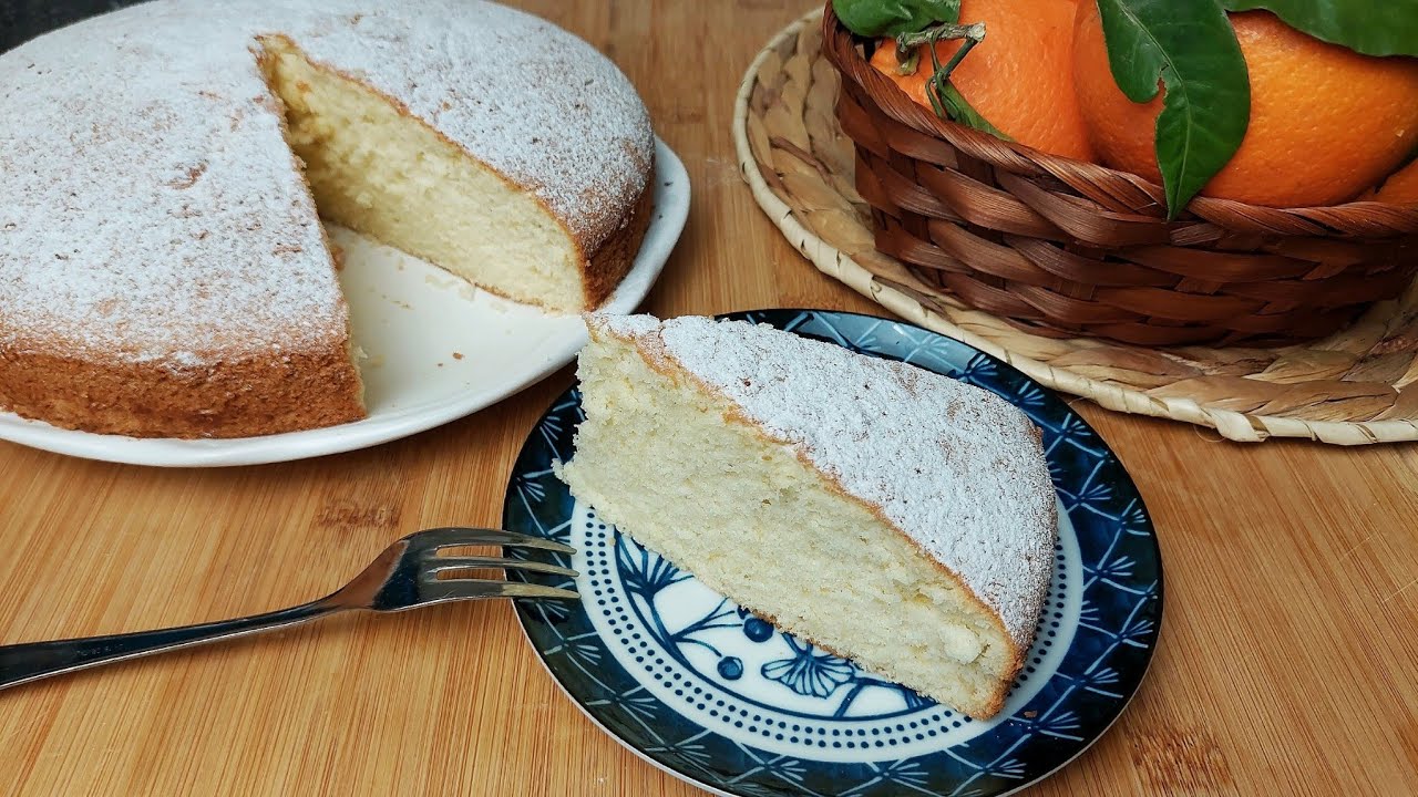 Ciasto z samych białek, z sokiem pomarańczowym, bez masła. Łatwy przepis na pyszne puszyste ciasto