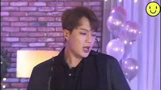 윤두준 (Yoon Du Jun)  - Lonely Night (Rooftop Live) (QHD)