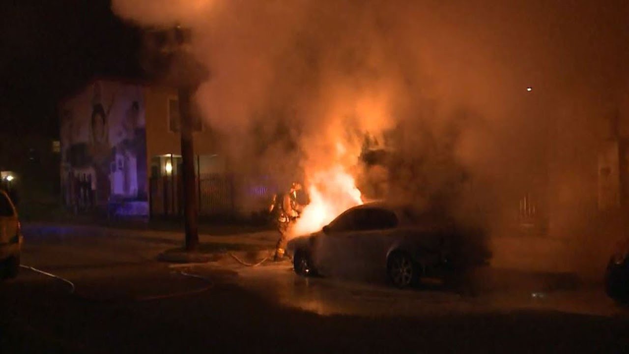 Vehicle fire being investigated as possible arson - YouTube