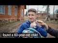 A 60yearold child cried because of a gift abandoned russia