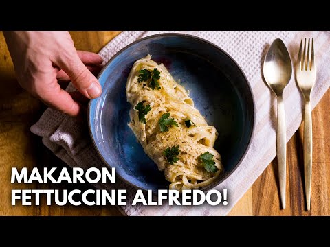 MAKARON Fettuccine Alfredo - przepis w wersji wegańskiej! | WegeTuba