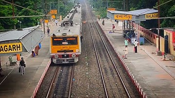 Back to Back Crossing || Up & Down EMU local Train Arrive and Departure from Balagarh platform