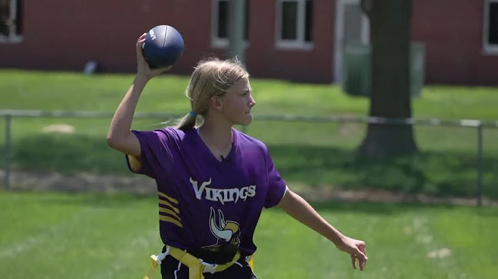 Over 100 girls sign up as flag football league comes to Elkhorn