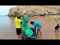 Impresionante PESCADOR PESCA EN NUEVA PLAYA CON RED