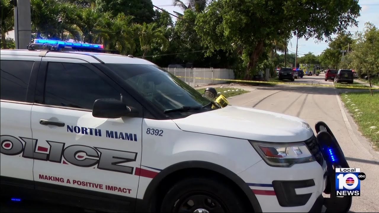 2 people injured in North Miami police shooting - YouTube