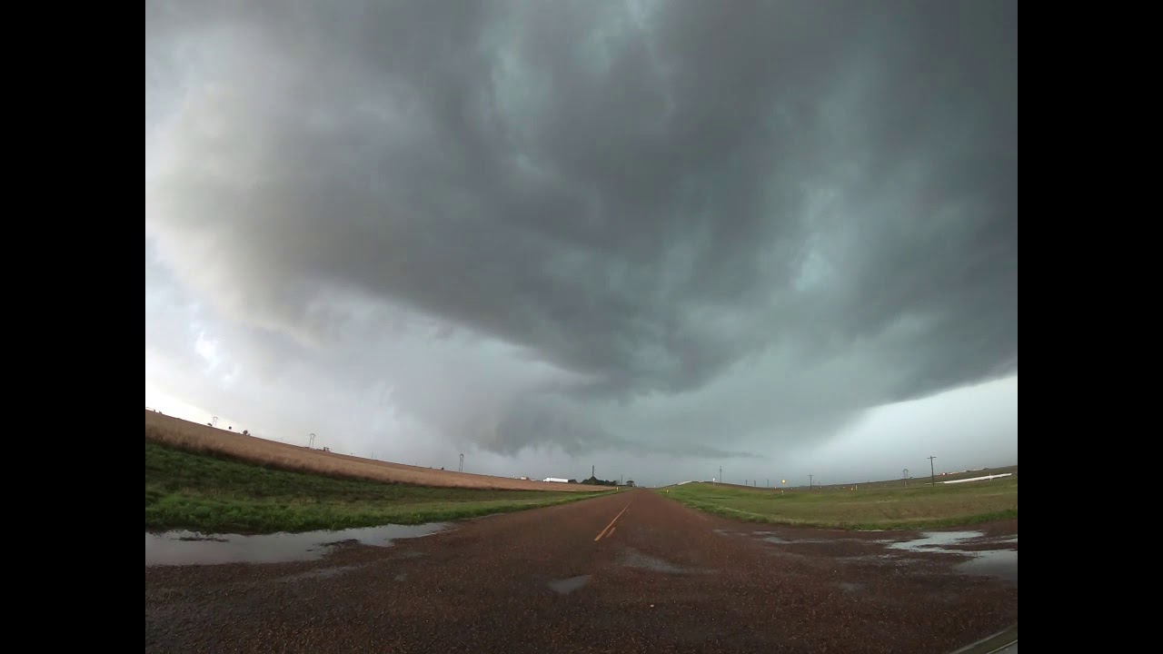 Rotating Wall Cloud with Brief Tornado - Tuila, Texas - May 7, 2019 ...