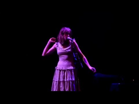 Alexandra Savior - Risk [Live at The Theatre at Ace Hotel, Los Angeles, CA - 20-04-2016]