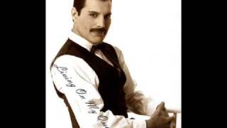 Freddie Mercury - Living On My Own chords