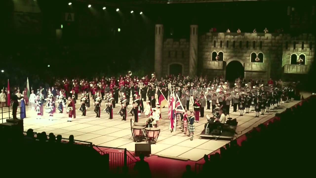 Highland Cathedral live @ Tattoo Sankt Gallen 2014 - YouTube