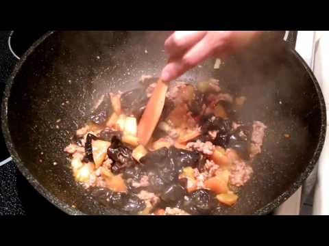 Video: How To Cook Wood Mushrooms