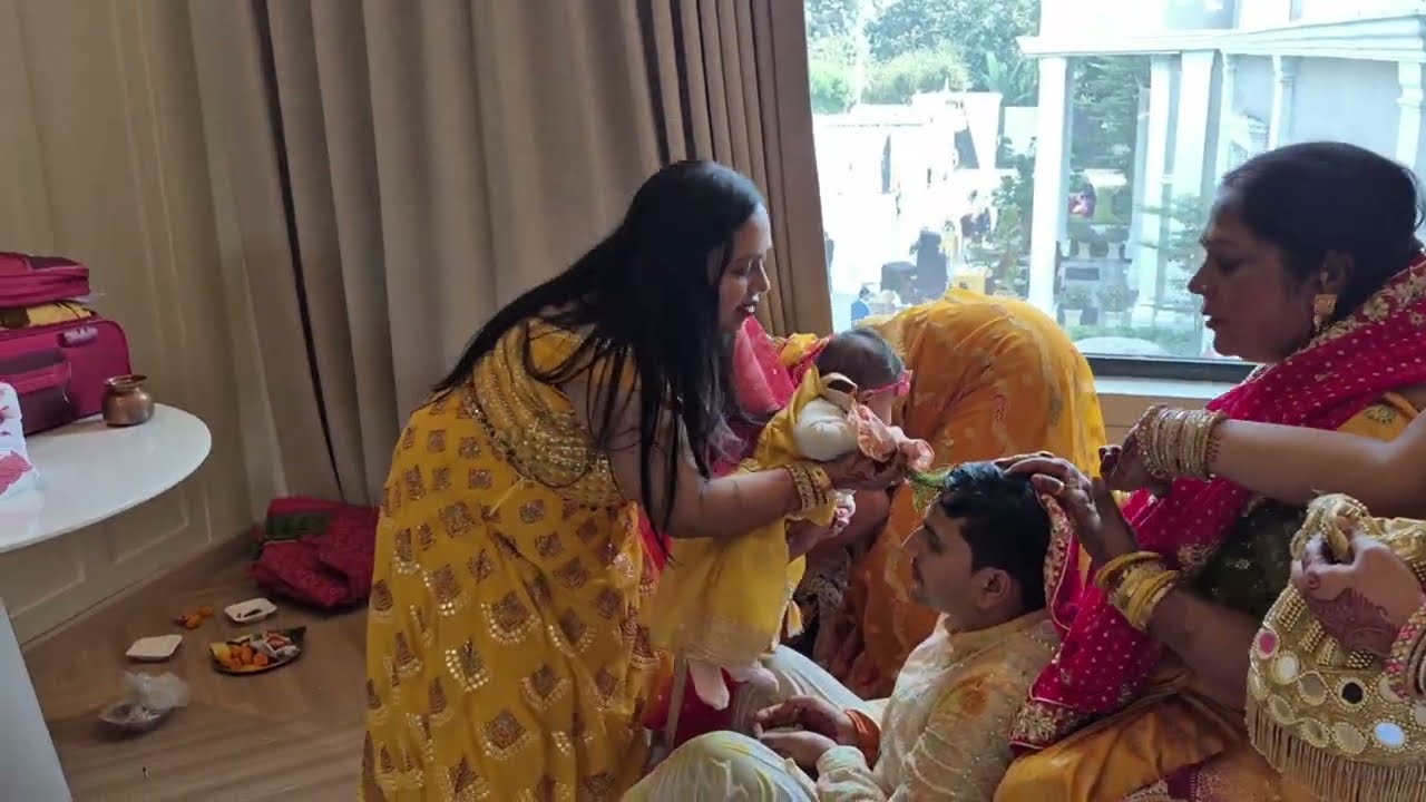 Pari 🧿🧡 | Mama ki Shaadi mein Pari ne Haldi ke din Mama ko chuaaya tel kiya 