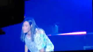 Amel Bent - Dis-moi qui tu es - Grand Live Contact FM Douai