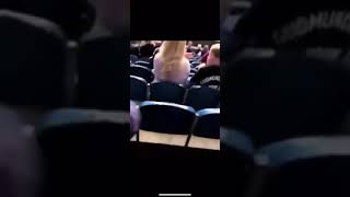 Yanlış Zamanda Yanlış Yerde Olmak Komik