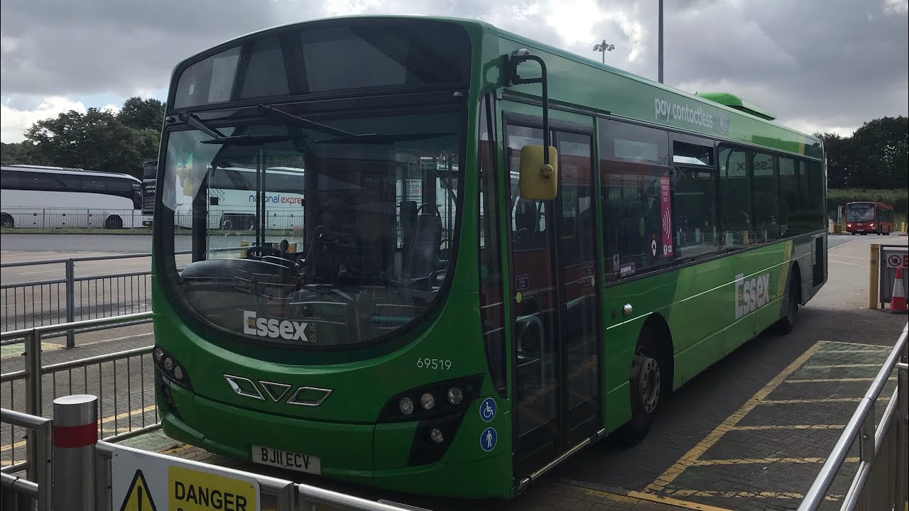*Full thrash* First Essex Volvo B7RLE Wright Eclipse 2 Route X20 - YouTube