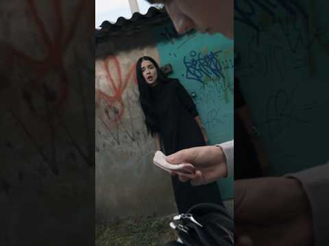 ОТЖИМАЮТ ДДНЬГИ В ГАРАЖАХ НА ПАР #shorts #puffmi #Dura9000 #vape #вэйп