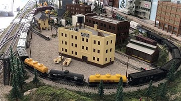 My 4x8 x 2 HO Layout - Long Train on Short Track