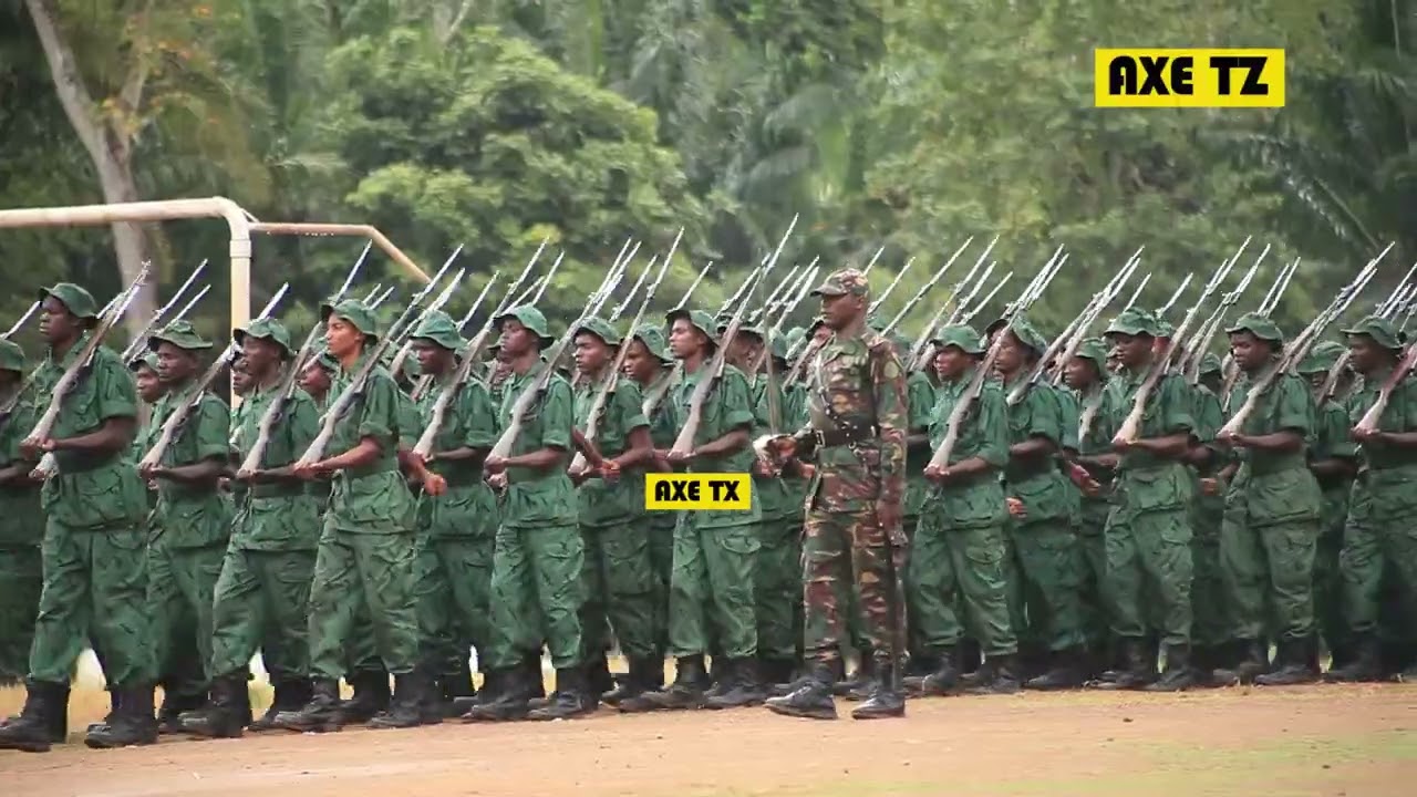 VIJANA WA JKT 838 KJ WAKIPIGA GWARIDE KWENYE MATOPE