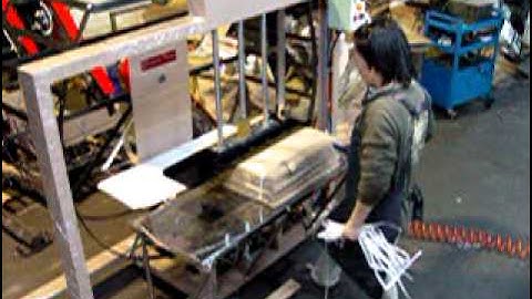 Chang Yong Tying Machine Model CY-100P