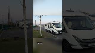 Großstadt Stellplatz mit Wohnmobil 🚐