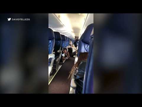 Aeromexico passengers take cover as plane is fired upon at Culiacán airport