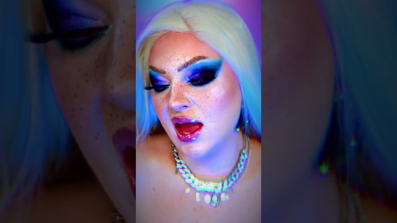 Besser mit blauen oder lila Licht?💞 