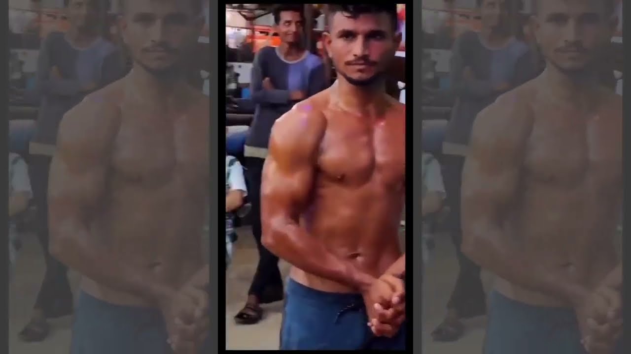 Public Reaction Video On Shirtless Bodybuilder 