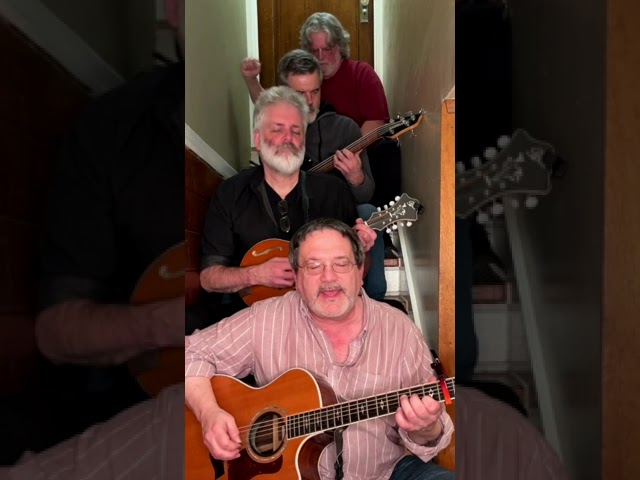 在 YouTube 上观看 While I Waited Here for You (the stairs version) 在 YouTube 上观看 While I Waited Here for You (the stairs version)