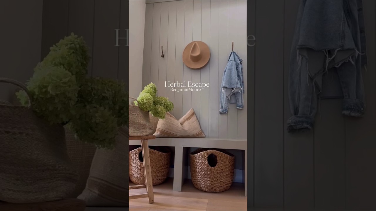 Elegant Beige Minimalist Wall Art for Modern Interiors 