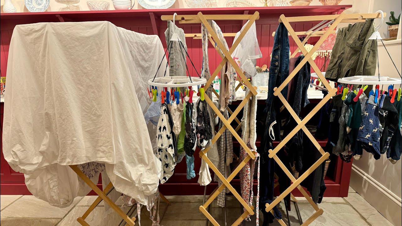 15 Minutes To Get On Top Of Laundry & Ironing | Clean With Kate 