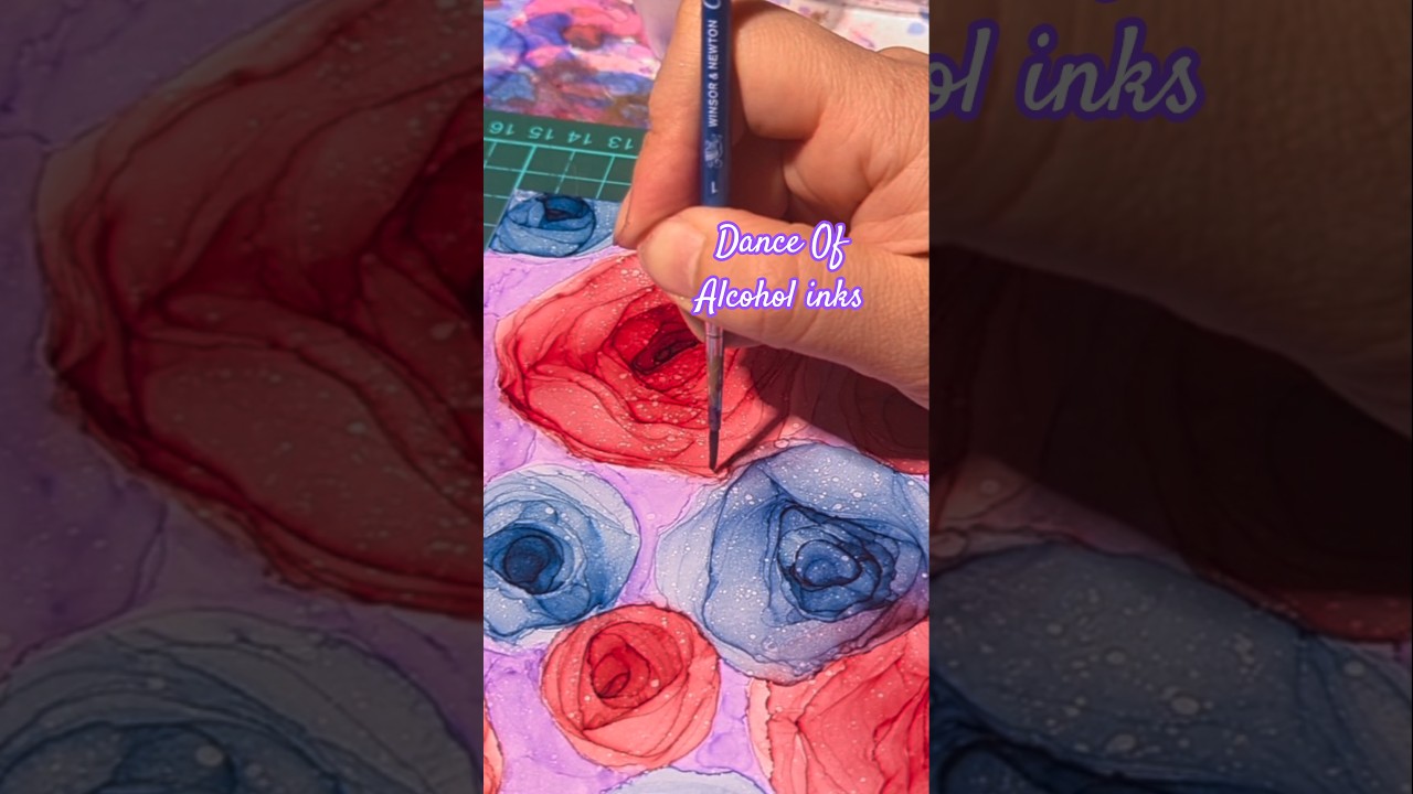 The waltz of alcohol ink on paper, never cease to mesmerize me~ Freebie coming soon! 