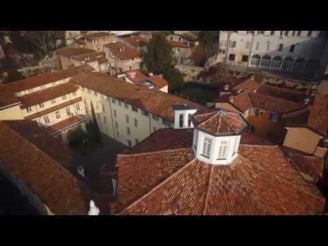Video: FLOS Ir Izveidojusi Apgaismes ķermeņus Santa Maria Della Carita Baznīcai Itālijas Pilsētā Brešā