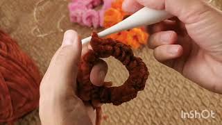 картинка: Вязаная резинка для волос кручком мк! Скрунчи. How to crochet Scrunchie! Tamborēta #matugumijas! 