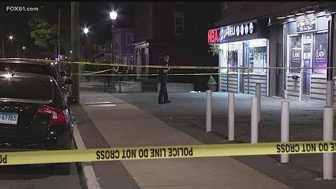 Homicide investigation underway on New Britain Avenue in Hartford