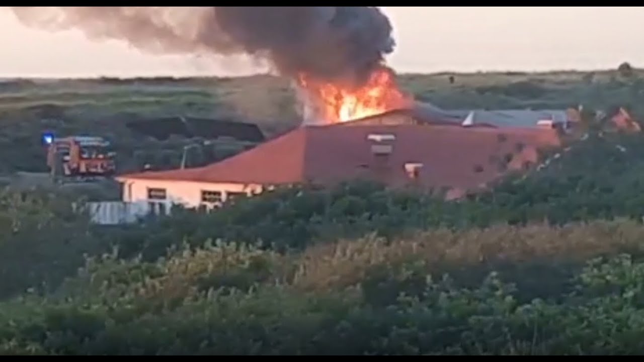 GROßBRAND AUF BALTRUM - MIT 35 EINSATZKRÄFTEN GEGEN DAS FLAMMENINFERNO
