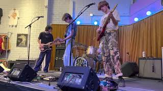 Famous Dewey Ivy - "Burns on the Inside" (Live from FSG Records) Wealth