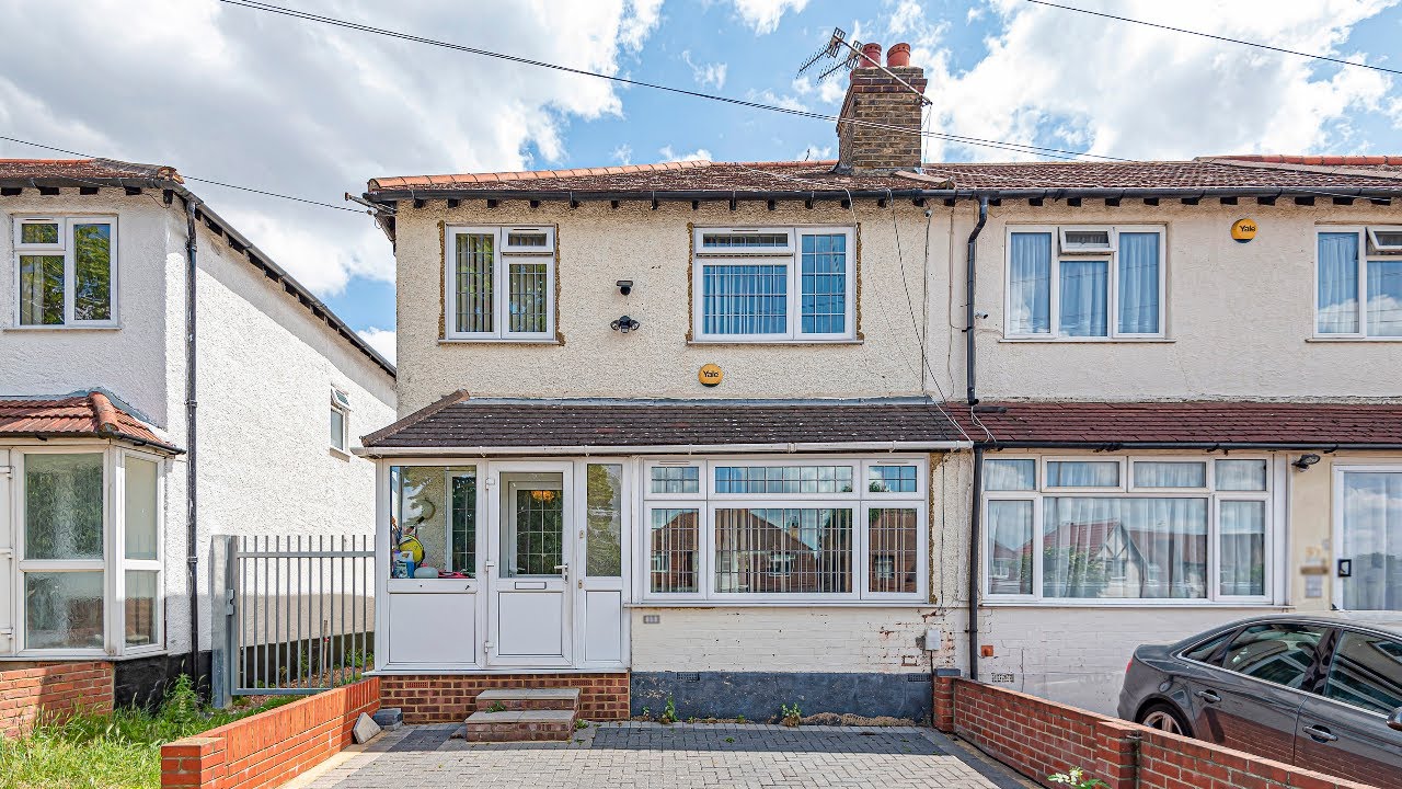 Park View Road Three bedroom house Tour YouTube