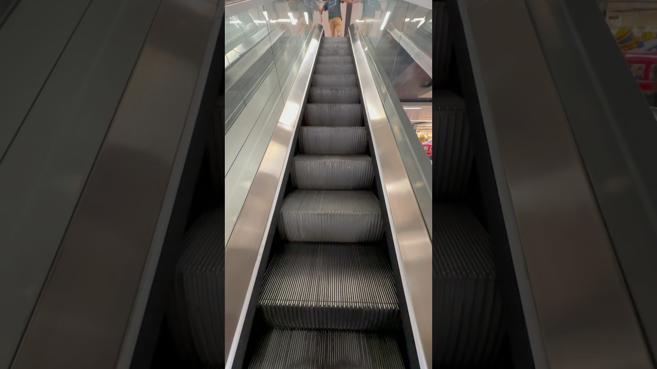 Trento, Italy | Otis Escalator | Centro Commerciale Top Center