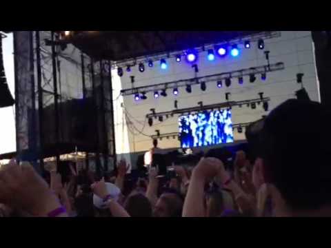 LL Cool. J - Hush (Live at Mixtape Festival)