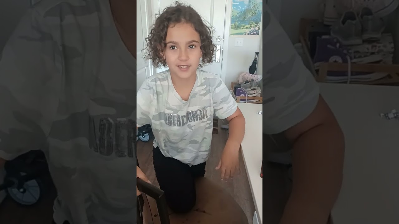 Amelia's advice on surviving a bear attack