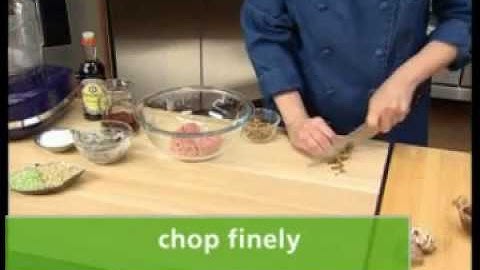 Step-by-Step Wonton Soup