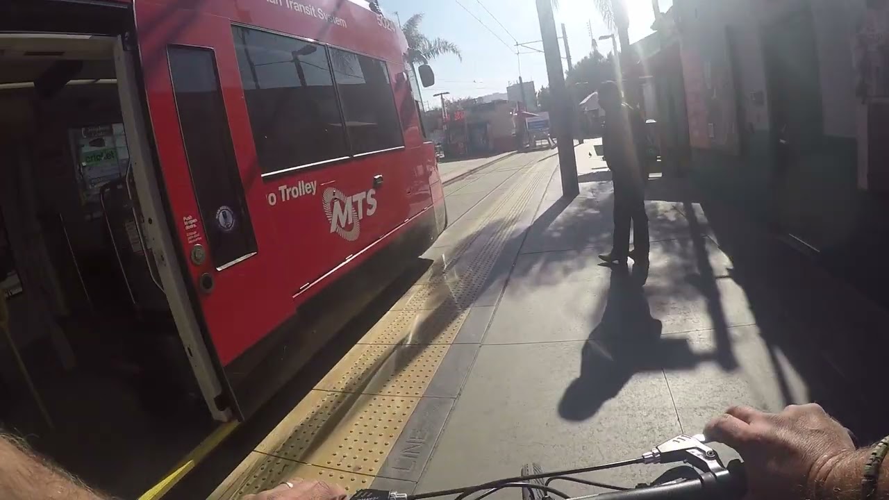 Crossing San Ysidro Border Crossing on Bike for some Good Grub