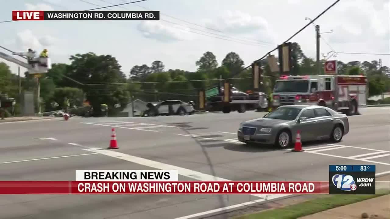 Crash causes traffic problems at Washington and Columbia roads - YouTube