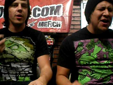 No Bragging Rights-Constant Distance @ Puente Hills Hot Topic adlı videoyu YouTube'da izle No Bragging Rights-Constant Distance @ Puente Hills Hot Topic adlı videoyu YouTube'da izle