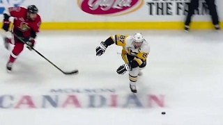 Crosby doesn't need a stick to handle the puck or make a pass