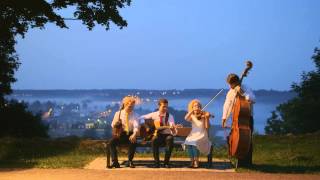 Video thumbnail of "Curly Strings // Maailm heliseb (Official video)"