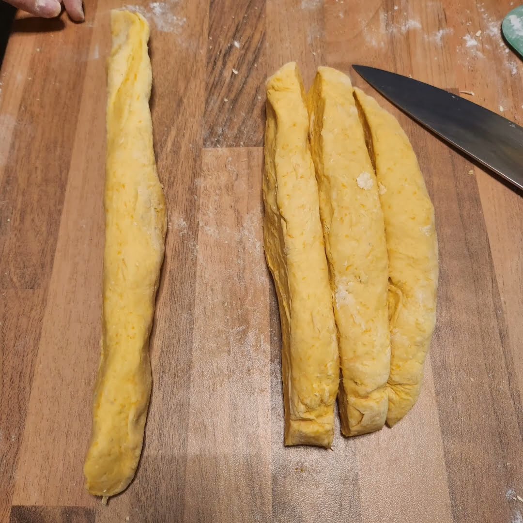 Gnocchis aus Butternutkürbis mit Mozzarellafüllung - YouTube