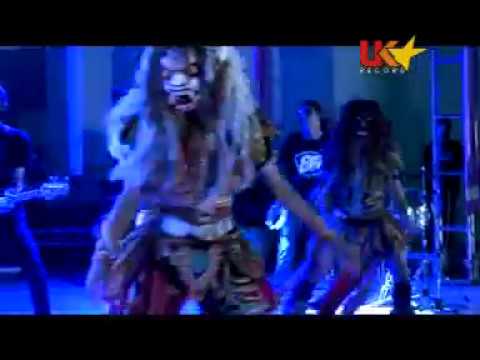 ENAK BENER GEDROK STASIUN TUGU MR TEMBONG MG 86 PRO LIVE IN KARANGGENENG