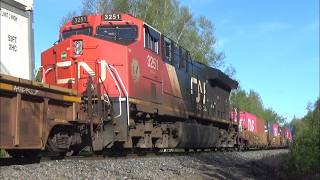 Friendly Crew & Big Power Lashup on a Huge Stack Train CN 121 w/DPU passing Berry Mills, NB