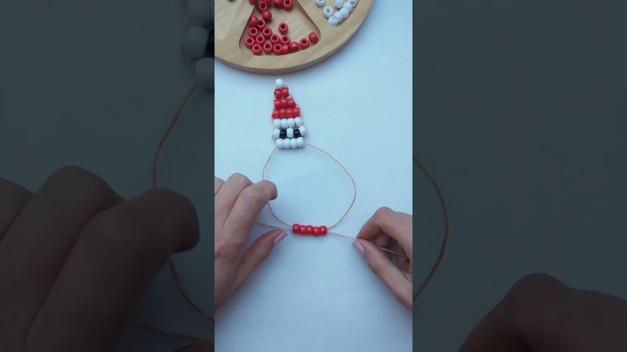 Christmas snowman tutorial using beads ❄️⛄ #beads #christmas #diy  #ponybeads #beads #christmasdiy - YouTube, image size:1280x720